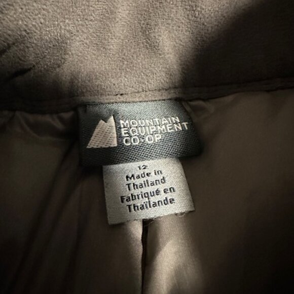 MEC Kids Black Puffer Jacket - Picture 2 of 3